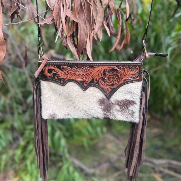 Ladies Genuine Leather Hair-on Tooled Bag Western Handbag with Fringes - Picture 4 of 7